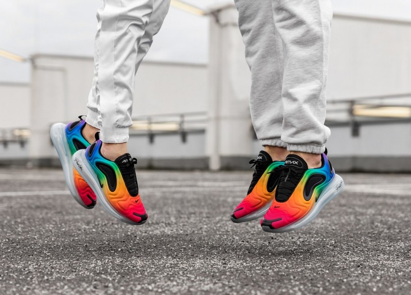 Nike air max 720 betrue deals